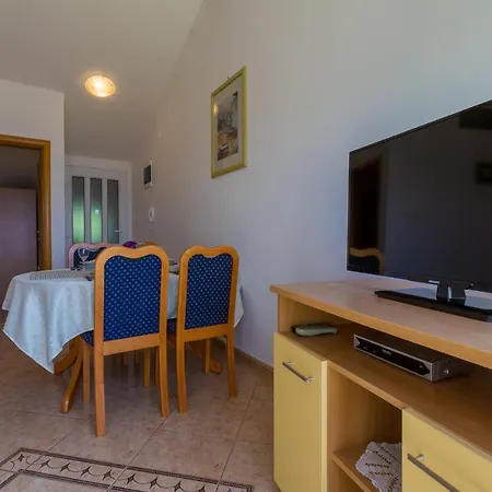 Anja Apartament *